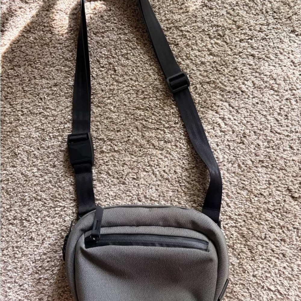 Alpaka Nano Sling Bag